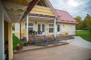 Фото номера Дом для отпуска с сауной Гостевой дом Posti Hostel г. Кярдла 3
